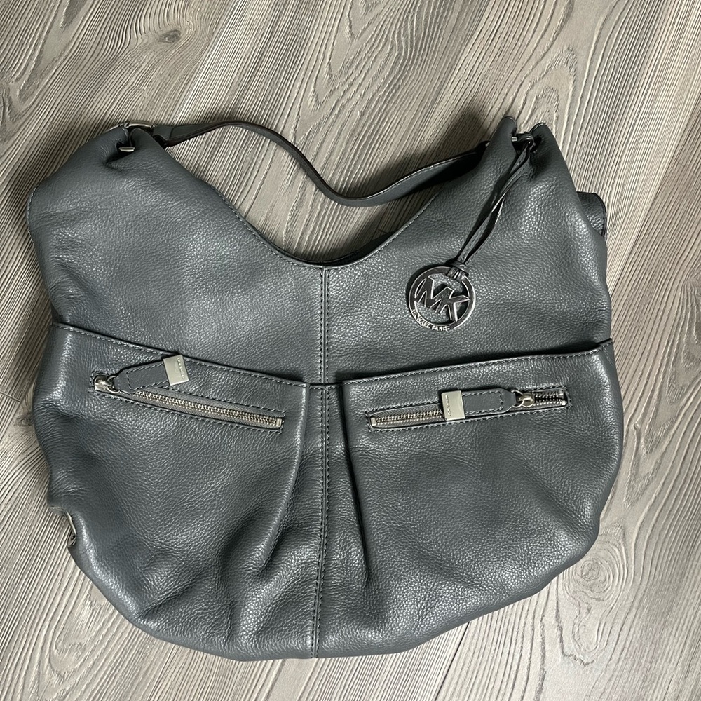 Michael Kors Gray Leather Shoulder Bag